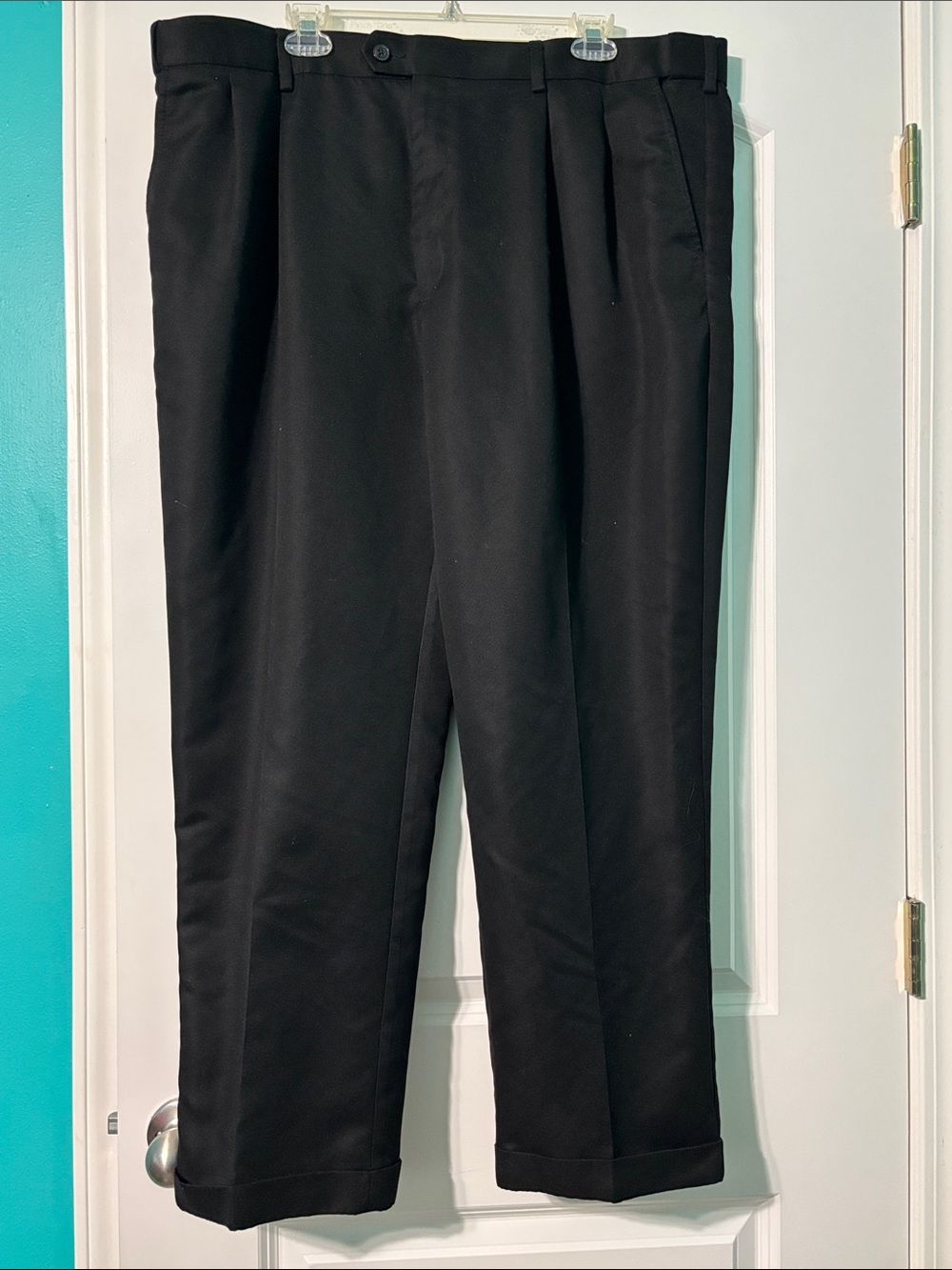 Savane Black Pleated Dress Pants for Men 42x30